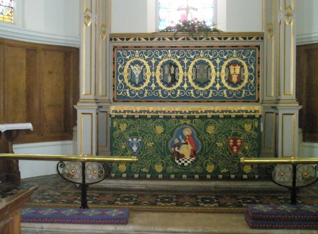 File:The altar at St Mary Magdalene, Bridgnorth - geograph.org.uk - 1445131.jpg