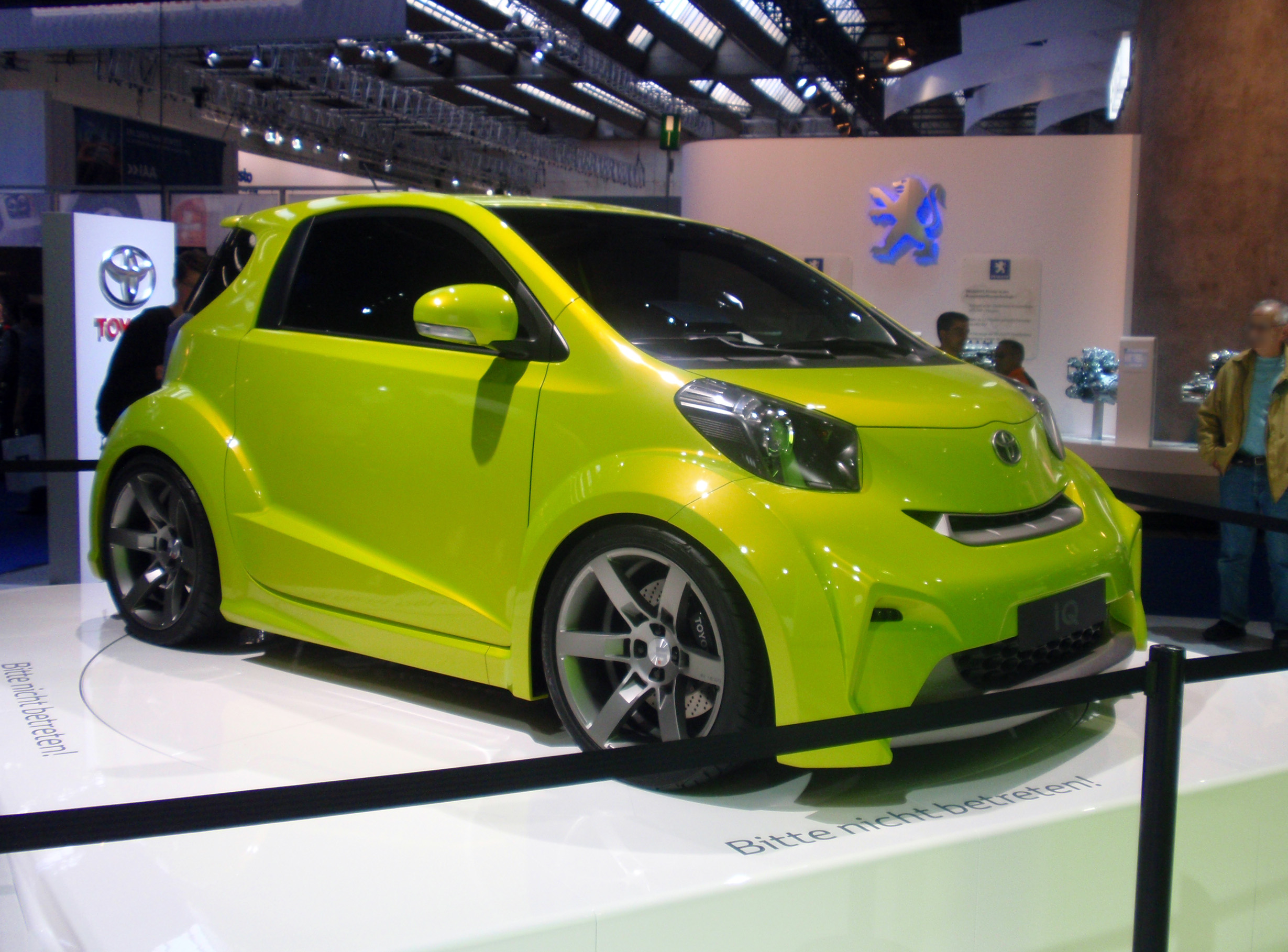 toyota iq sport #4