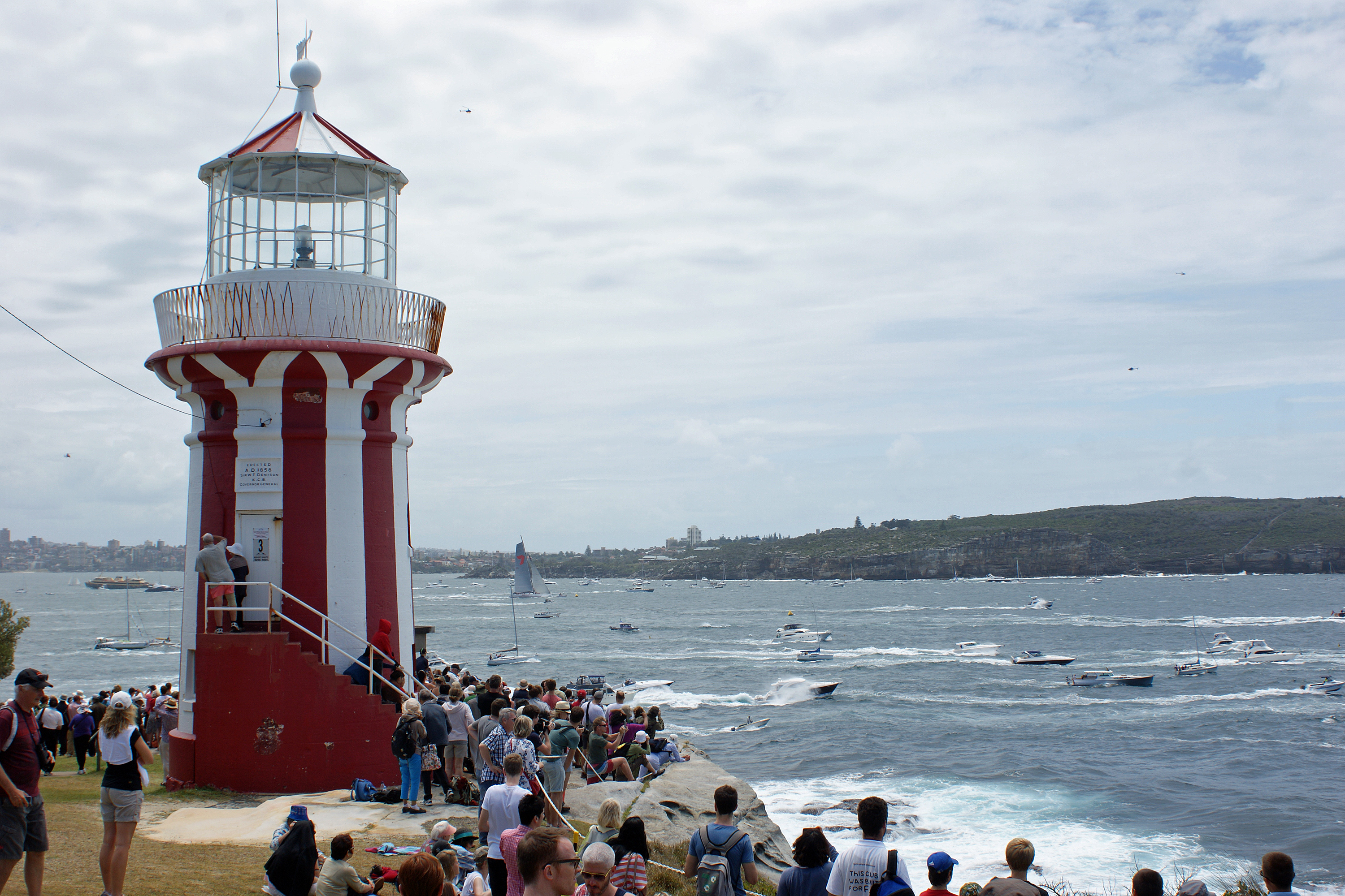 2012 Sydney-Hobart SouthHead crowd