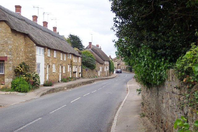 File:Abbotsbury village - geograph.org.uk - 46358.jpg