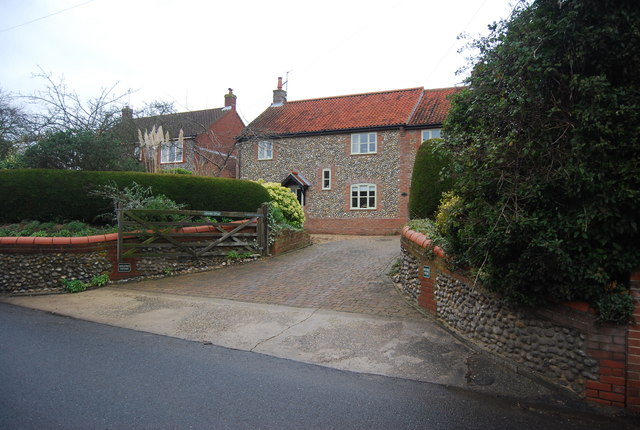 File:Appletree Cottage - geograph.org.uk - 3922179.jpg