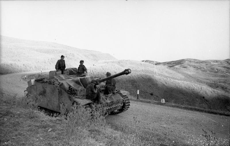 File:Bundesarchiv Bild 101I-303-0580-18A, Italien, Sturmgeschütz.jpg