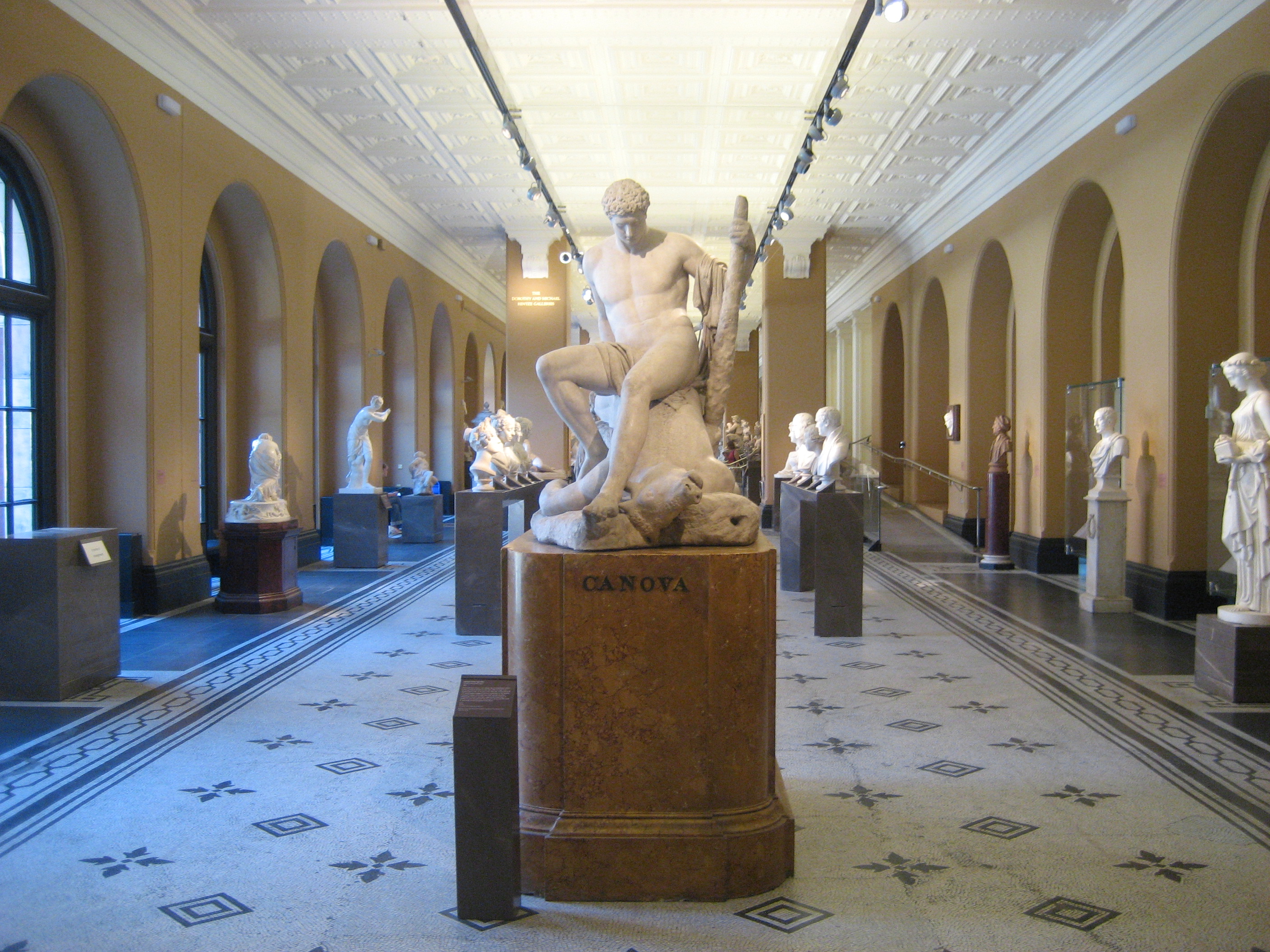 File:London-Victoria and Albert Museum-Sculpture-04.jpg - Wikipedia