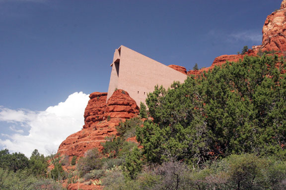 File:Chapel of the Holy Cross - 2.jpg