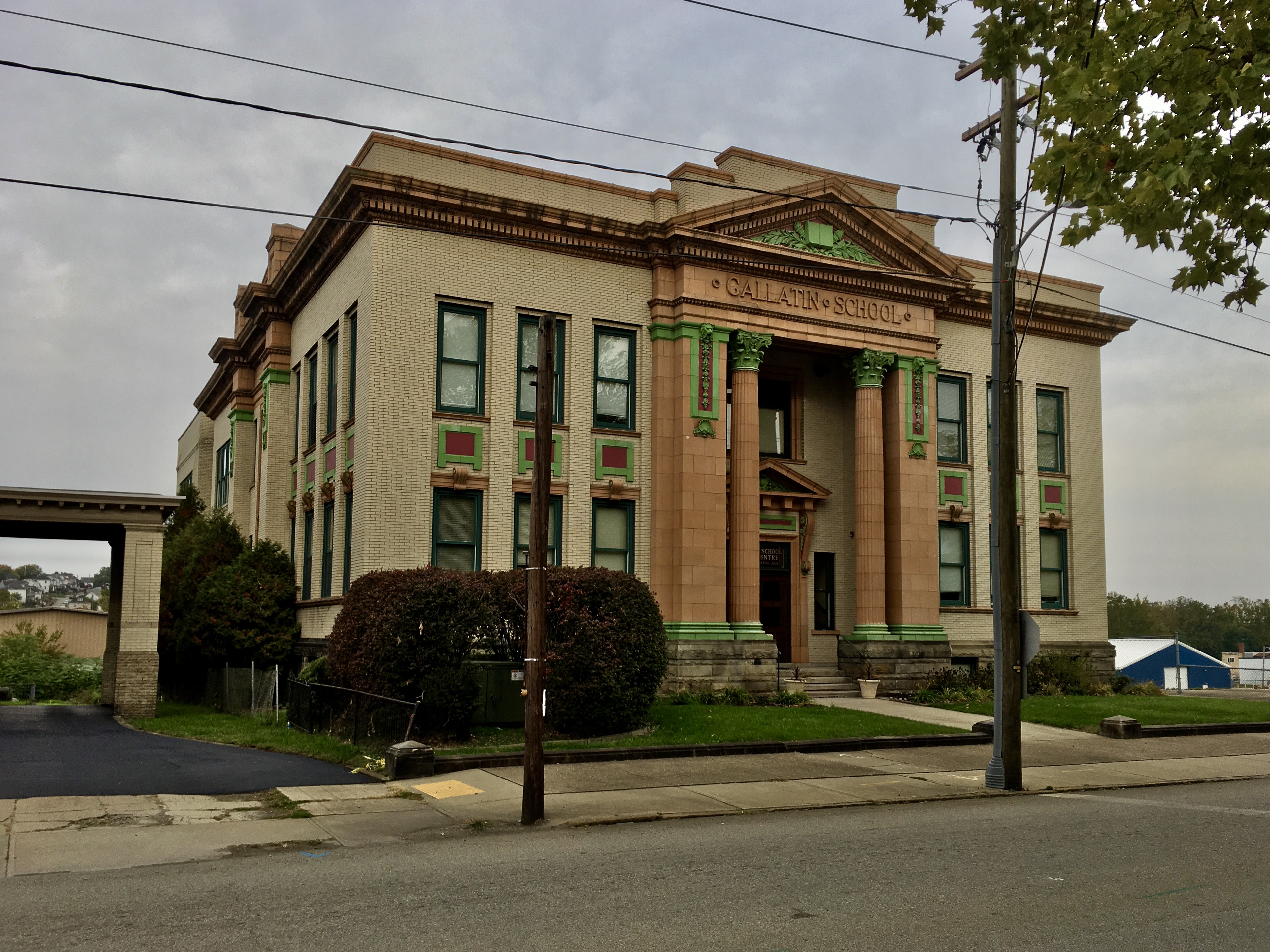 Gallatin School (Uniontown, Pennsylvania) - Wikipedia