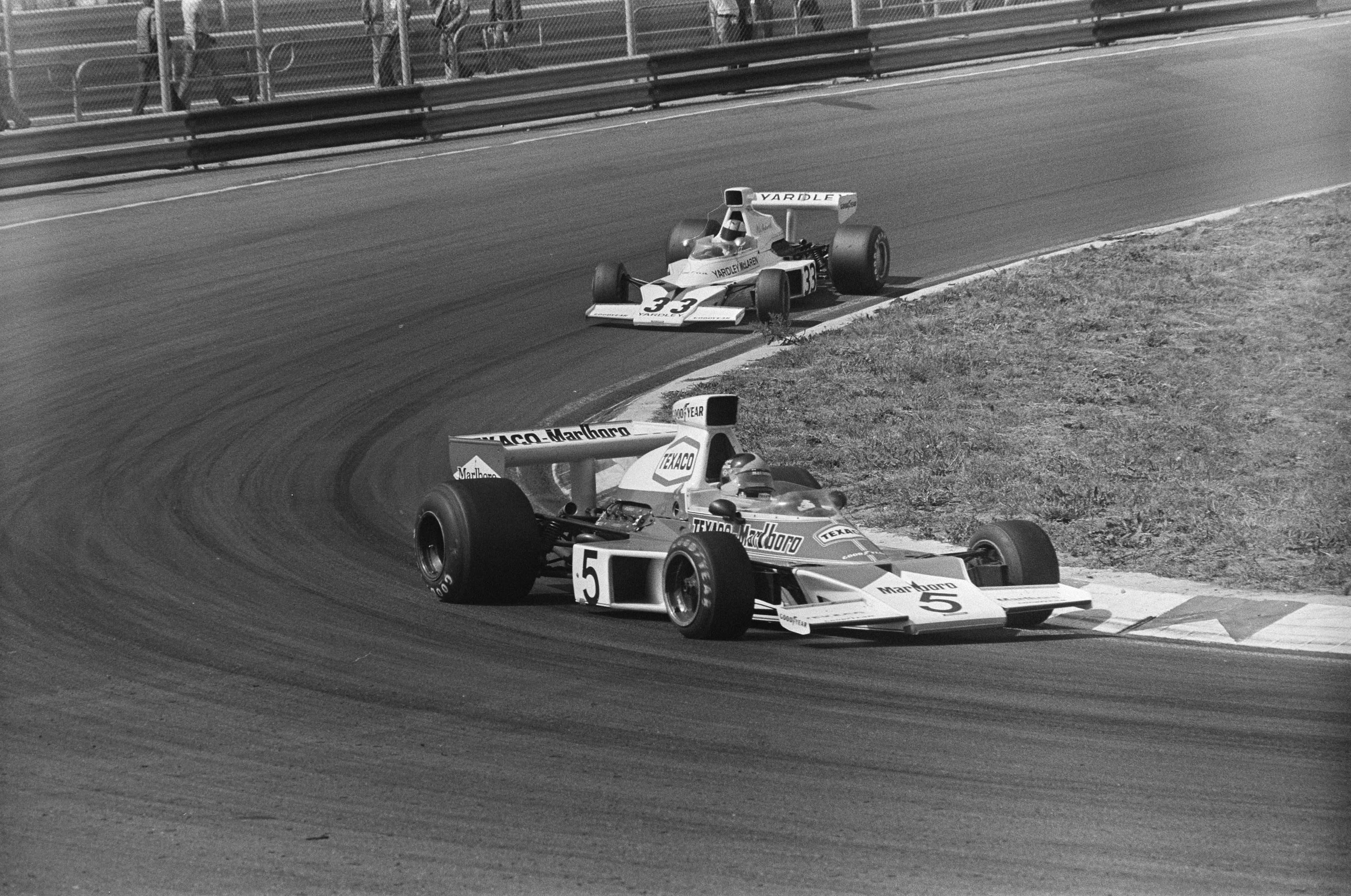 Emerson Fittipaldi im McLaren mit der #5 beim GP von Holland 1974