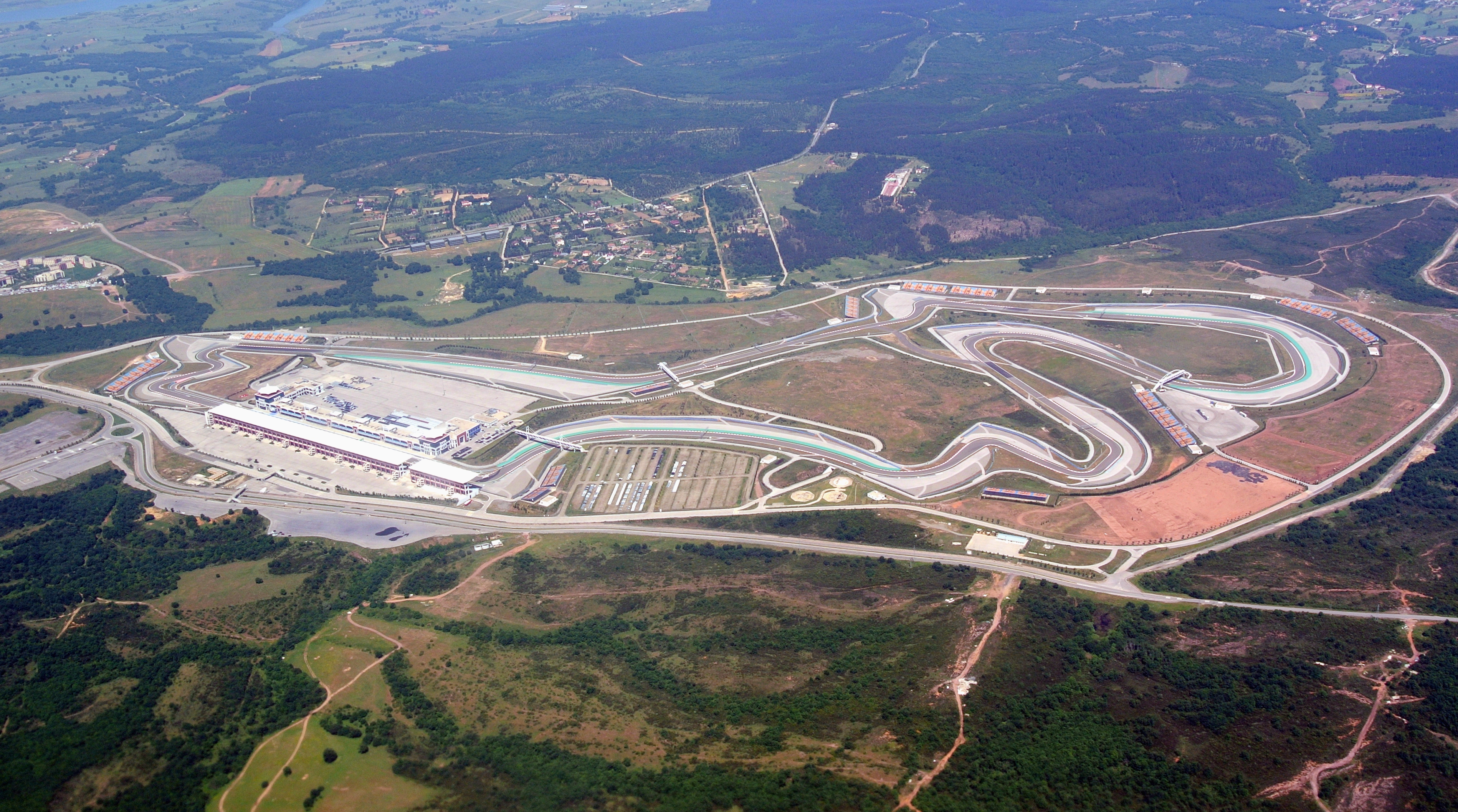 File:Istanbul Park aerial.jpg - Wikimedia Commons