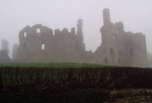 File:Misty morning, Coity Castle, Bridgend. - geograph.org.uk - 1468210.jpg