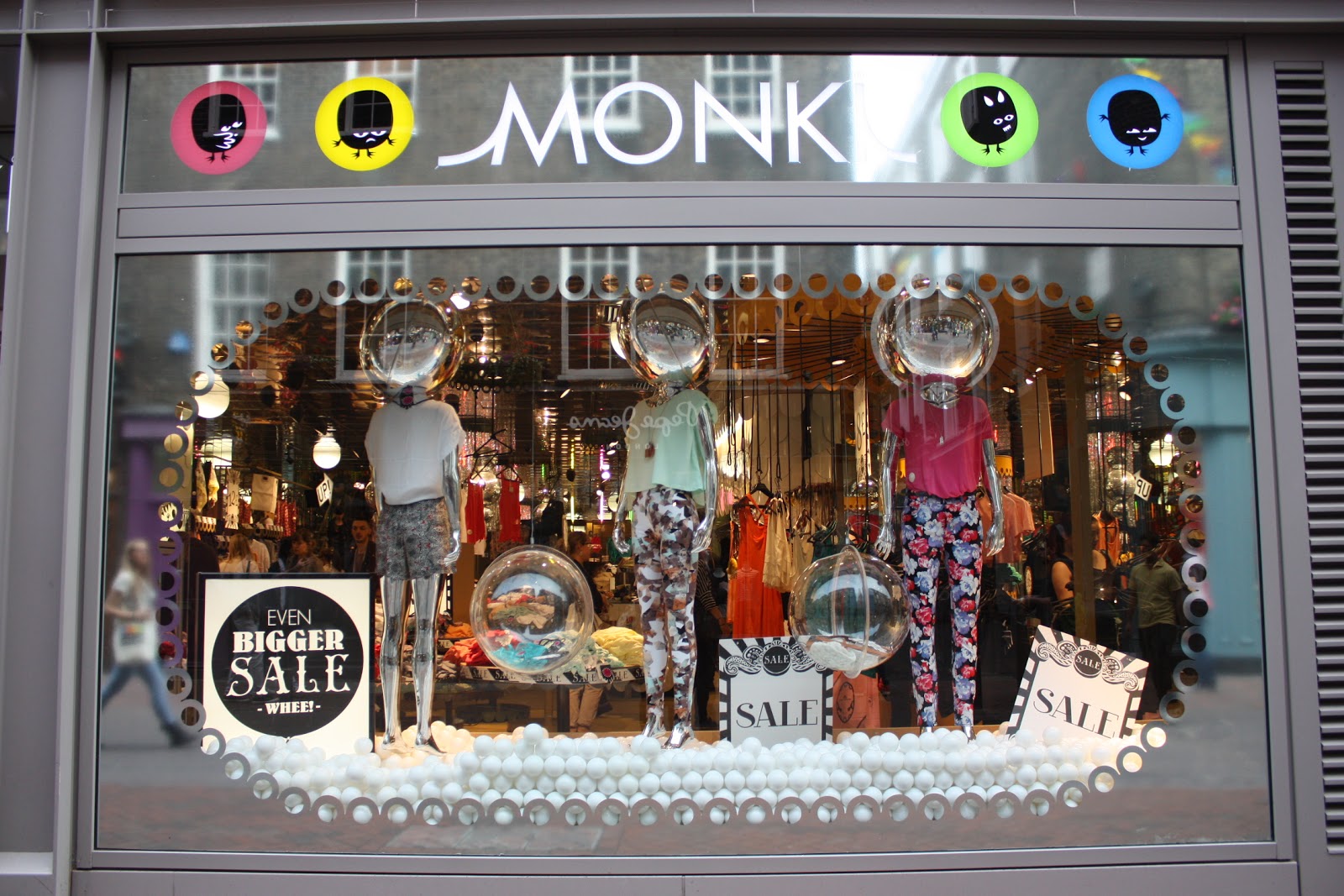 Archivo:Monki tienda.jpg - enciclopedia libre