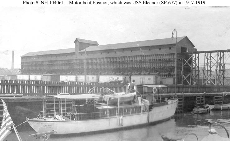 File:Motorboat Eleanor.jpg