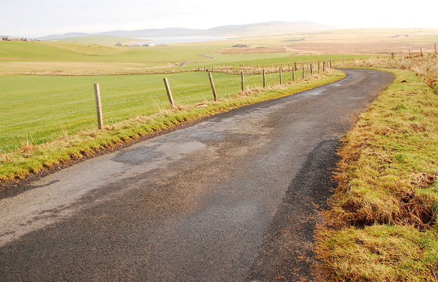 File:Near Garth - geograph.org.uk - 1103230.jpg