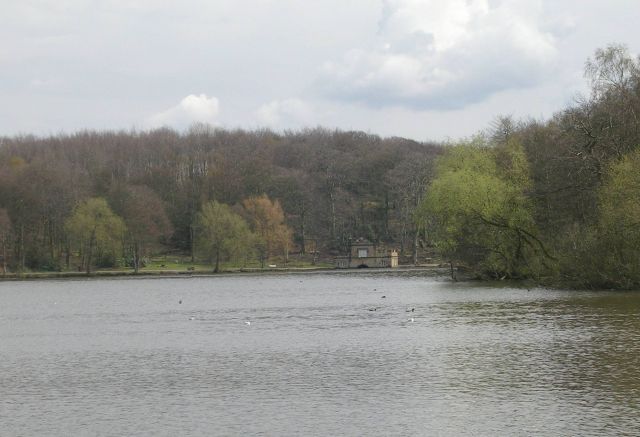 File:Newmillerdam - geograph.org.uk - 765771.jpg