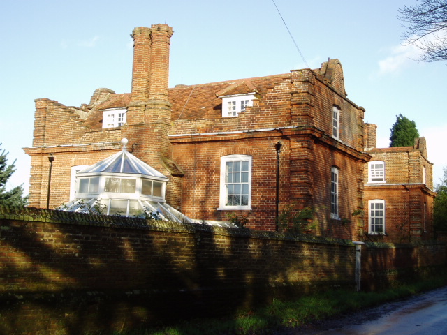 File:Old Riffhams - Little Baddow - geograph.org.uk - 314454.jpg