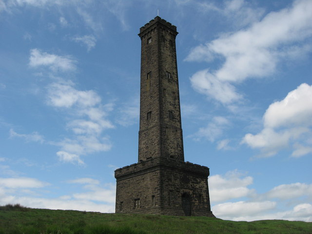 Peel Tower - geograph.org.uk - 444207