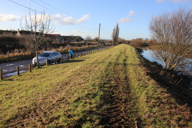 File:River Road and Rail at Oath - geograph.org.uk - 5650654.jpg