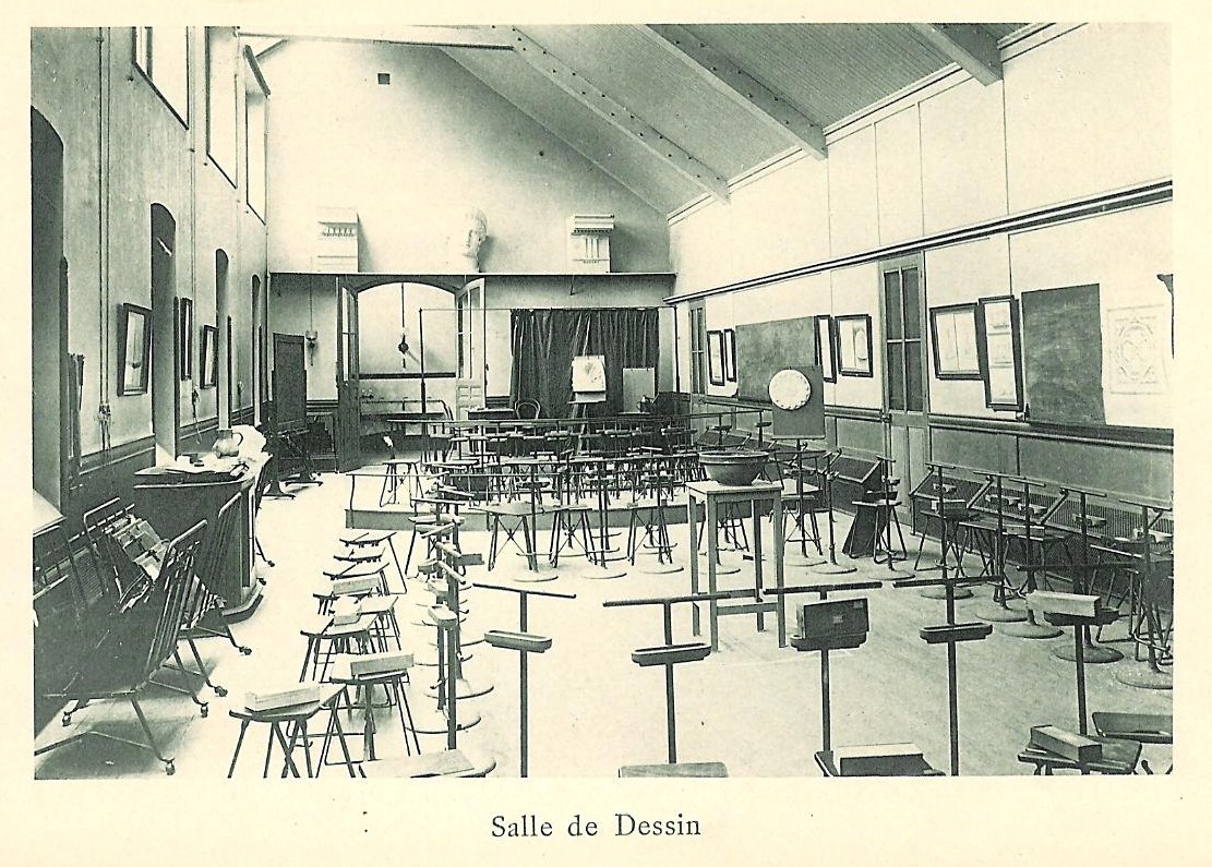 Fichier Salle dessin  lyc e Moli re jpg  Wikip dia