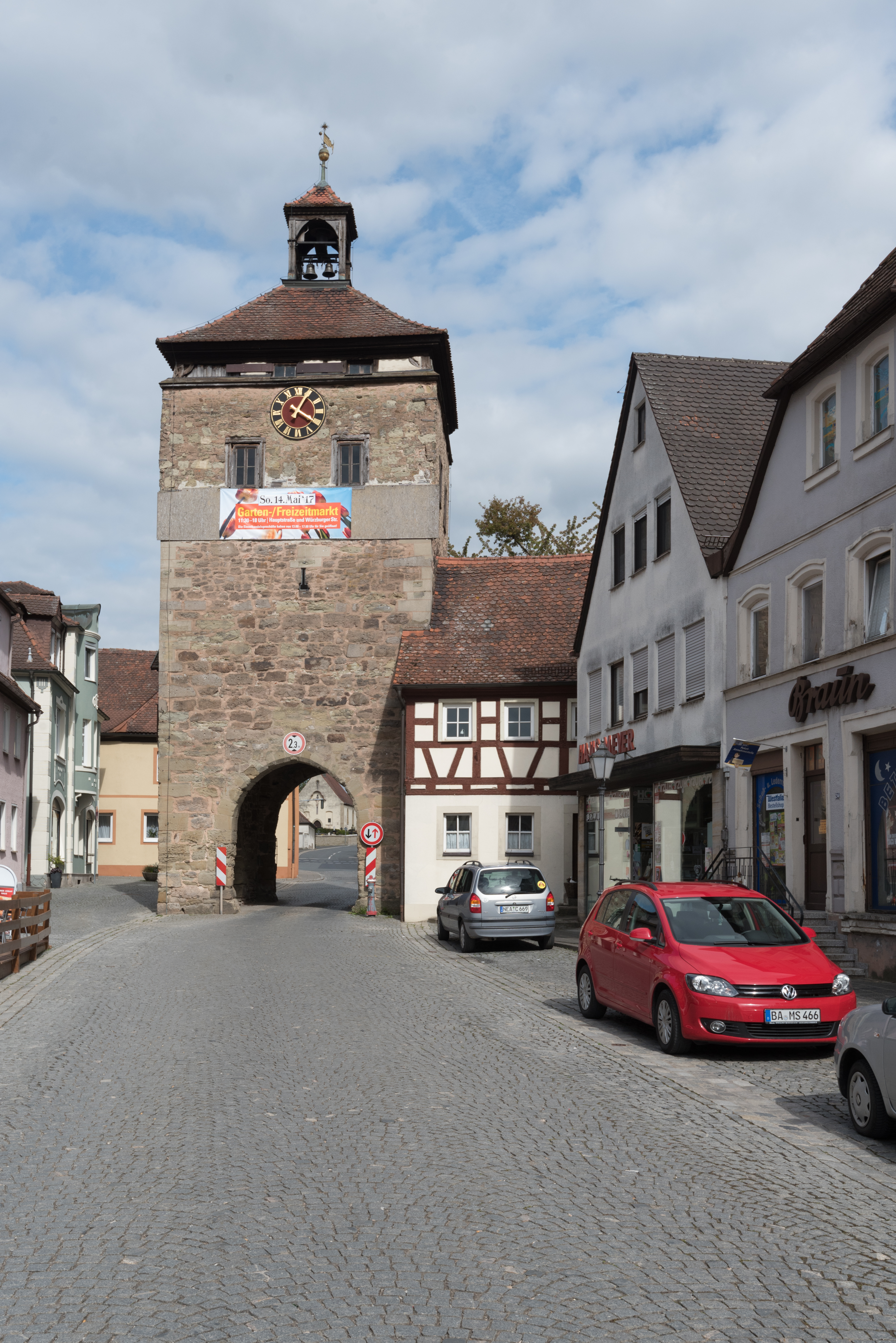 File Scheinfeld Hauptstrasse 27 Oberer Torturm 20170423 001 Jpg