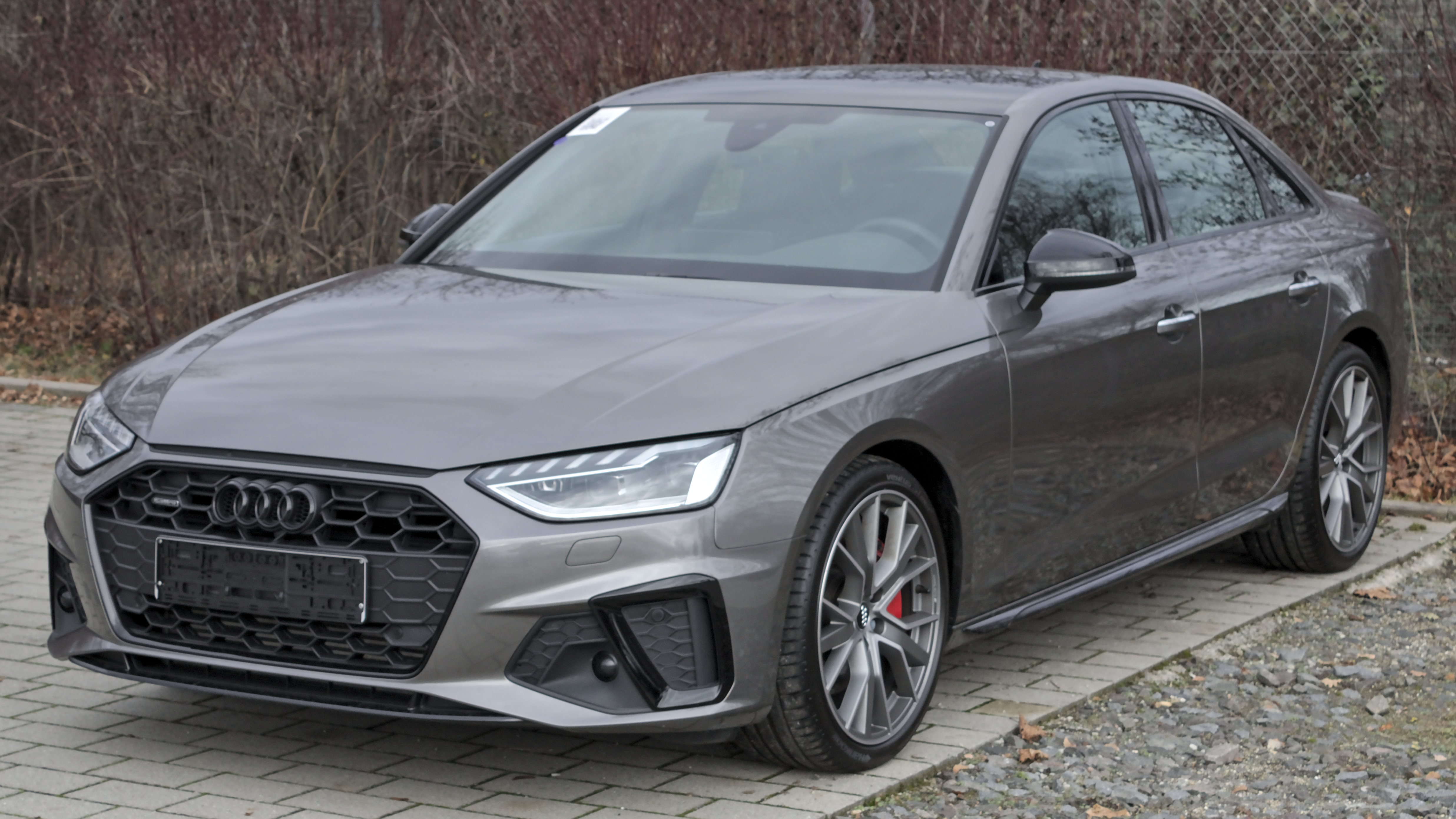 Should You Buy an AUDI A4 AVANT? (Test Drive & Review B8 2.0TDi S Line) 