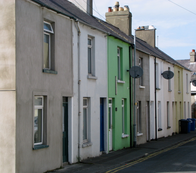 File Beatrice Avenue Bangor geograph 791426.jpg