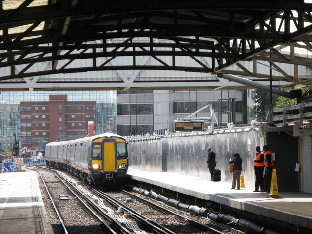 File:Blackfriars Station - geograph.org.uk - 1546628.jpg