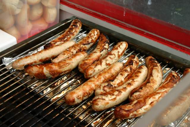 File:Bratwurst on the grill.jpg