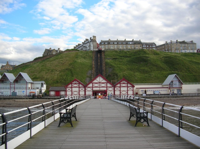 Cliff railway - geograph.org.uk - 515612