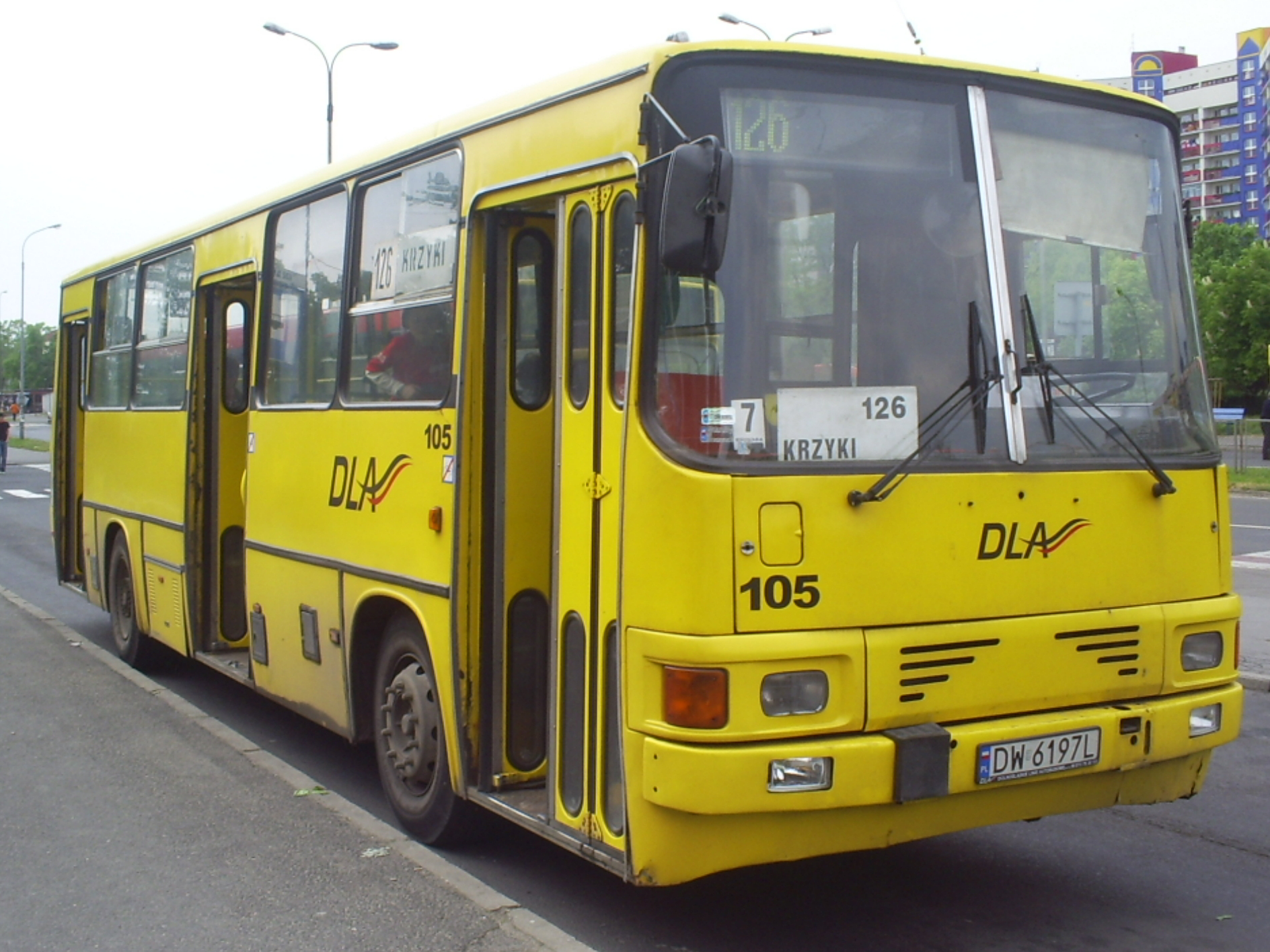 автобус икарус 

