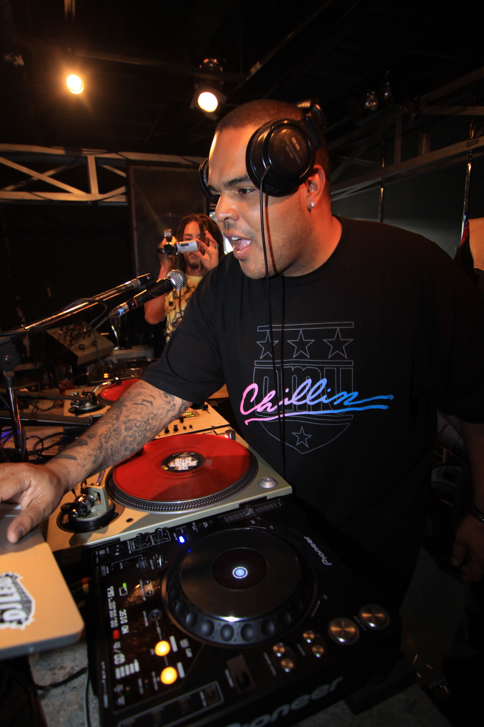 DJ Enuff - Wikipedia