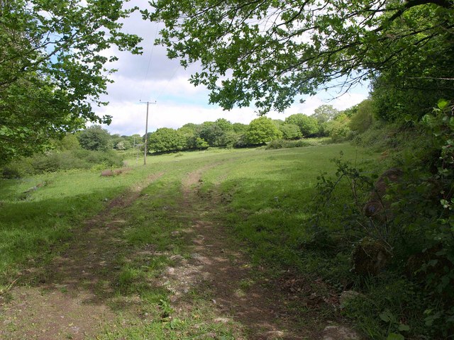 File:Field near Daveytown - geograph.org.uk - 2415566.jpg