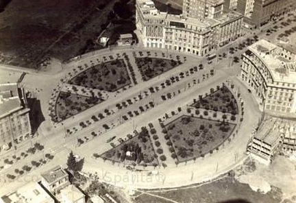 File:Foto Piazza Re di Roma in ampliamento.png