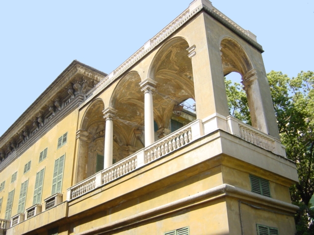 File:Genova, Loggiato in via Balbi - Foto Giovanni Dall'Orto, maggio 2005.jpg