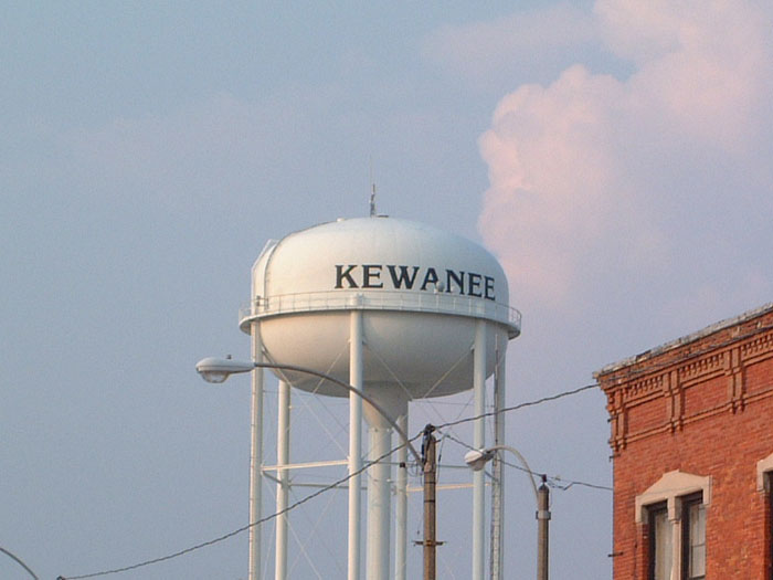 File:Kewaneewatertower.jpg