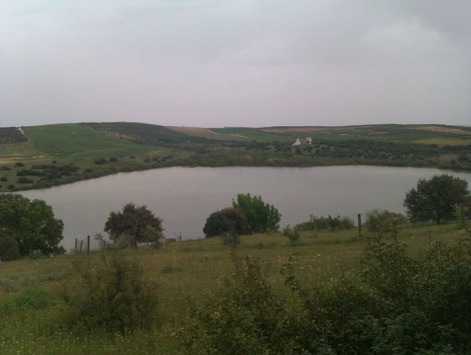 File:Laguna de tiscar.PNG