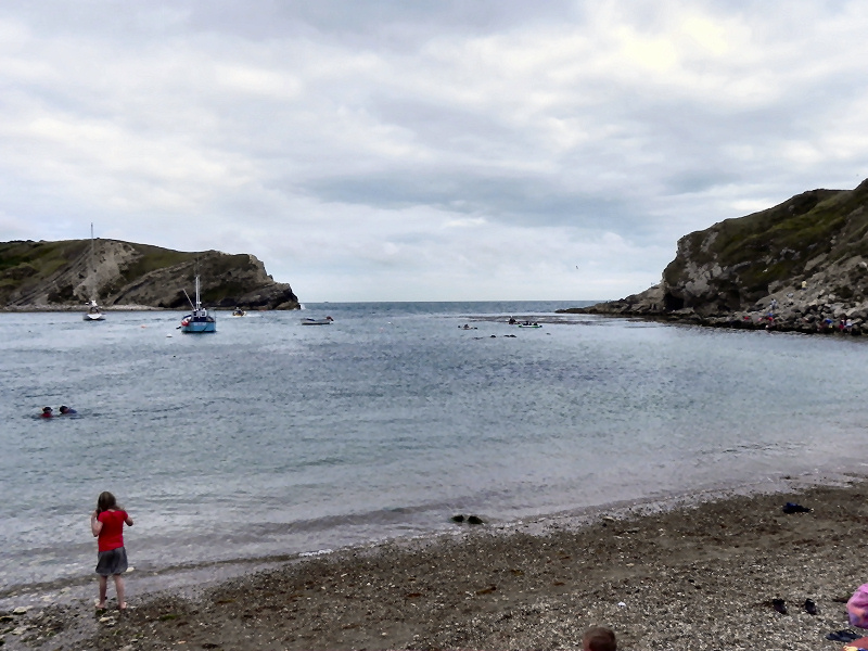 File:Lulworth Cove - geograph.org.uk - 2023245.jpg