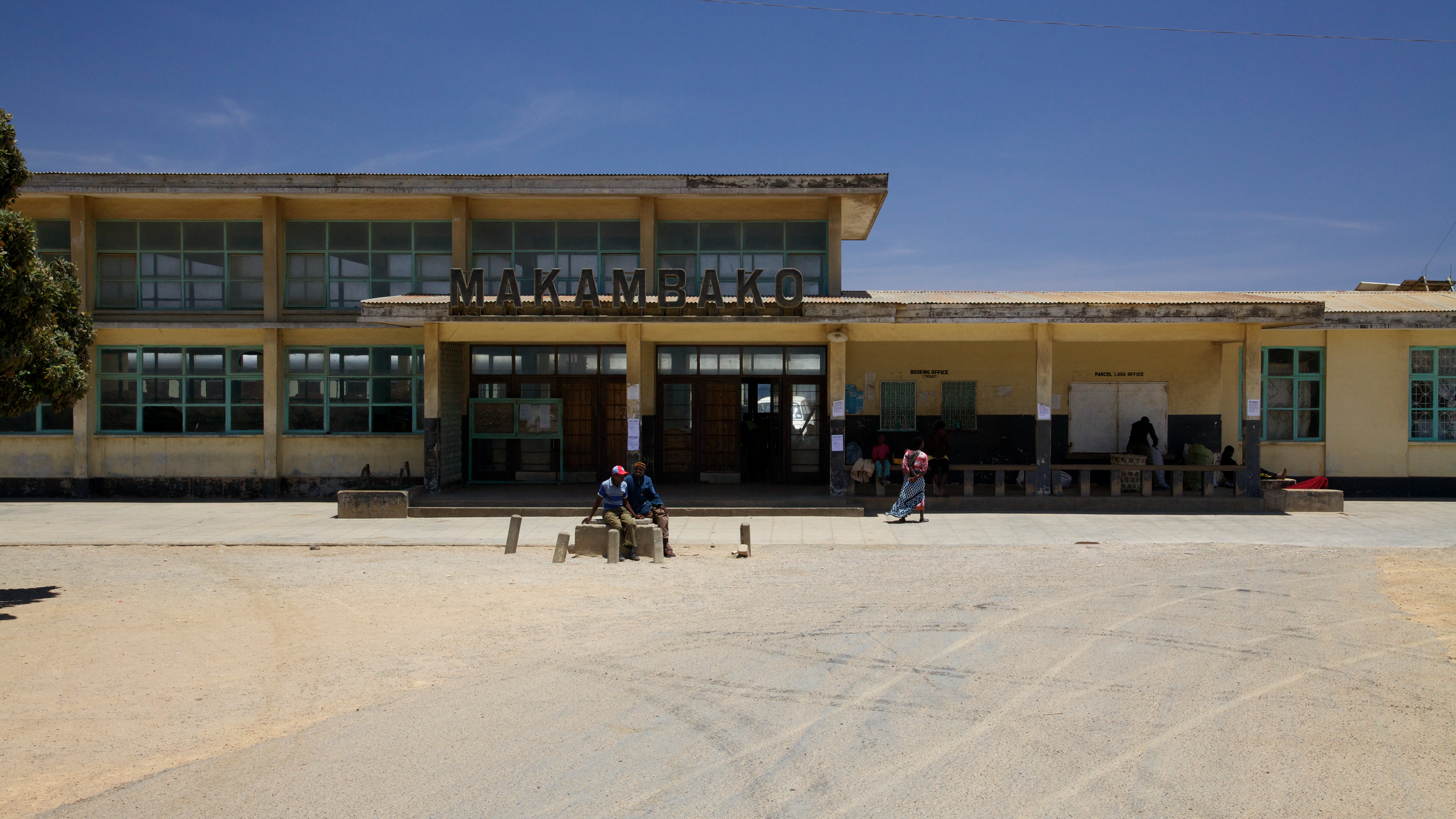 MAKAMBAKO RAIL STATION