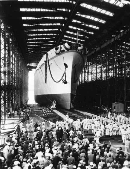 File:NS Savannah launch.jpg