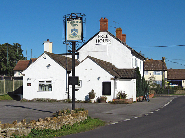 Picture of The Wyndham Arms courtesy of Wikimedia Commons contributors - click for full credit