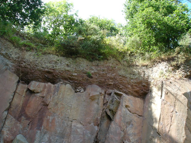 File:The most splendid unconformity^ - geograph.org.uk - 1197320.jpg