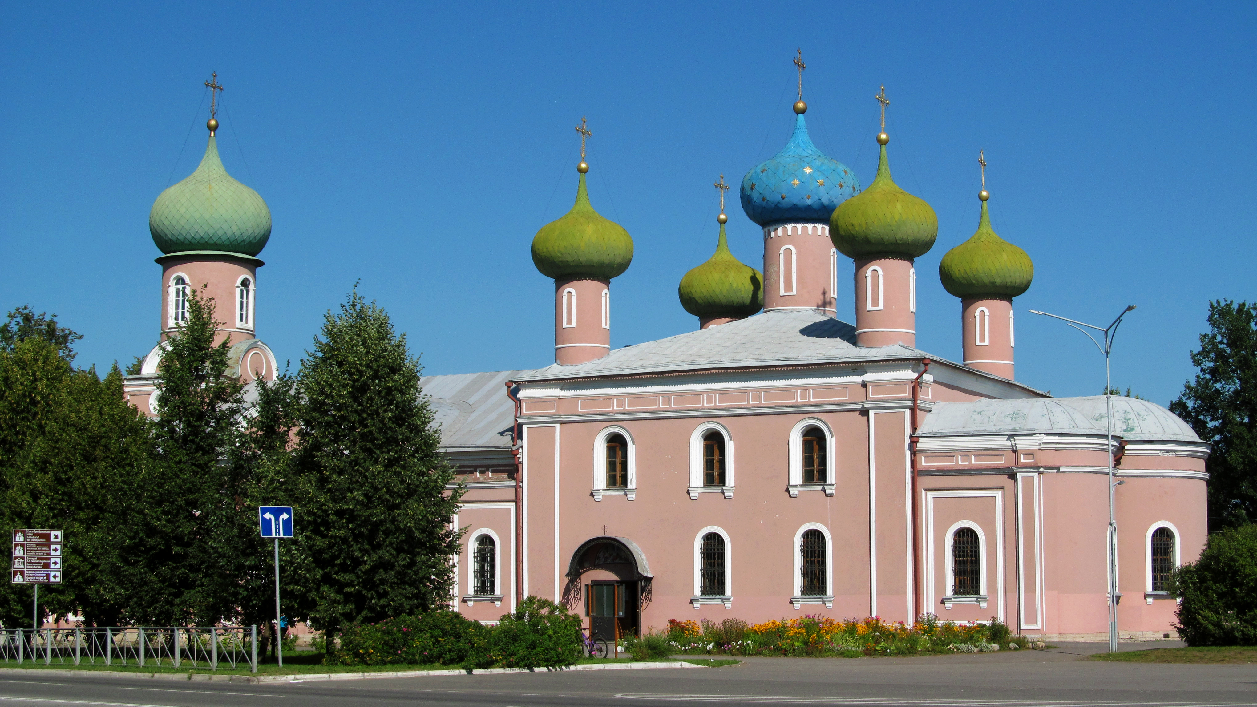 дворец культуры тихвин