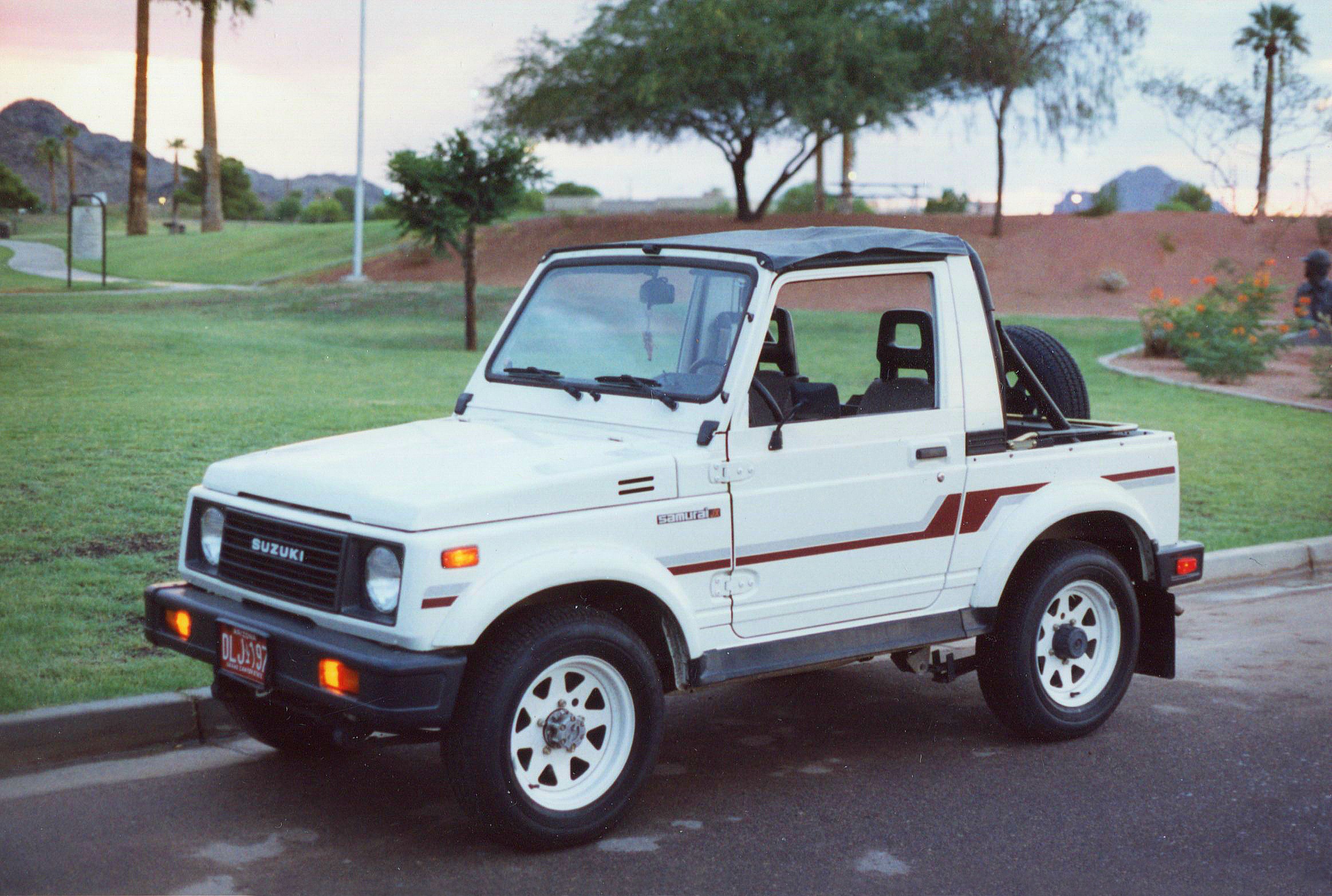 Suzuki Samurai