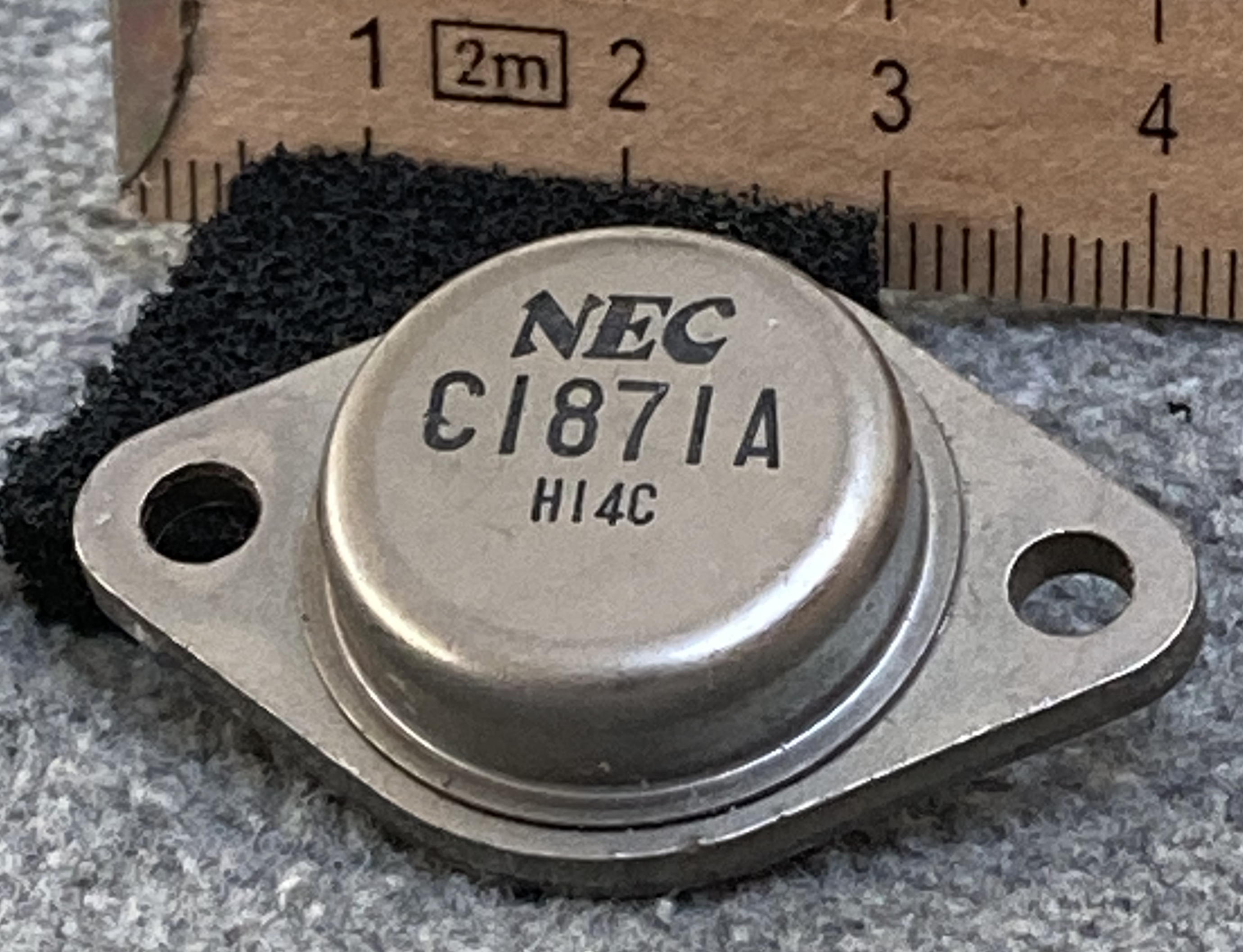 File:2SC1871A NEC NPN silicon power transistor.jpg - Wikimedia Commons