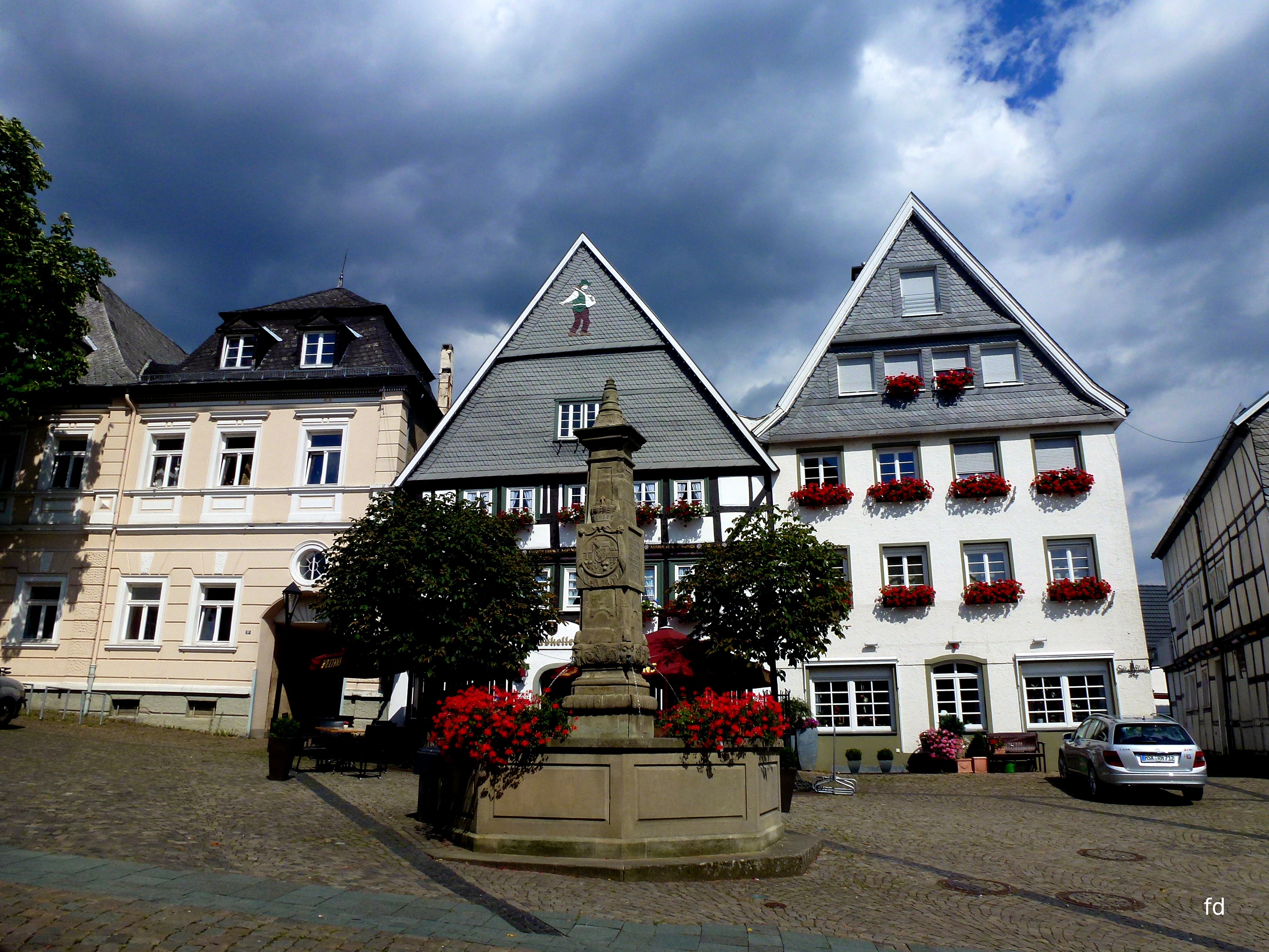 File:Arnsberg Brunnen fd.JPG - Wikimedia Commons