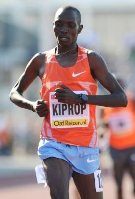 Reigning Olympic champion Asbel Kiprop broke the 1500 m record to win gold for Kenya.