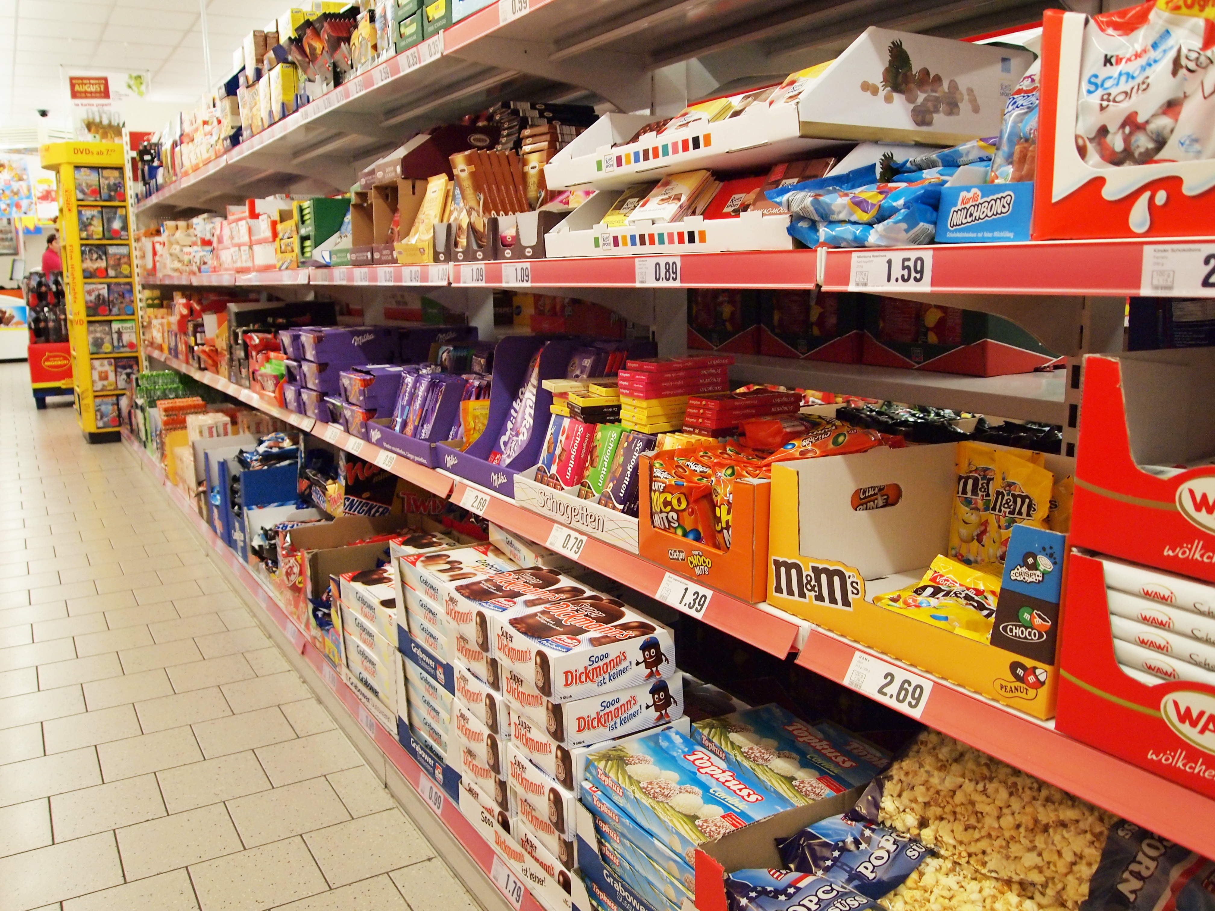 File:Candy in store 2.jpg - Wikimedia Commons