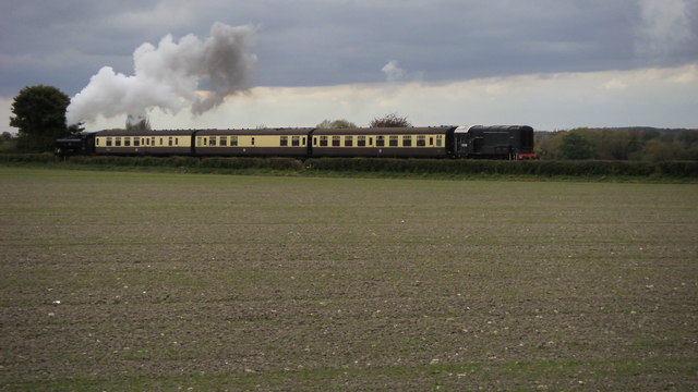 File:Chinnor and Princes Risborough railway - geograph.org.uk - 1015714.jpg