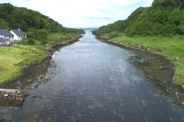 File:Clachan Sound from the Bridge.jpg