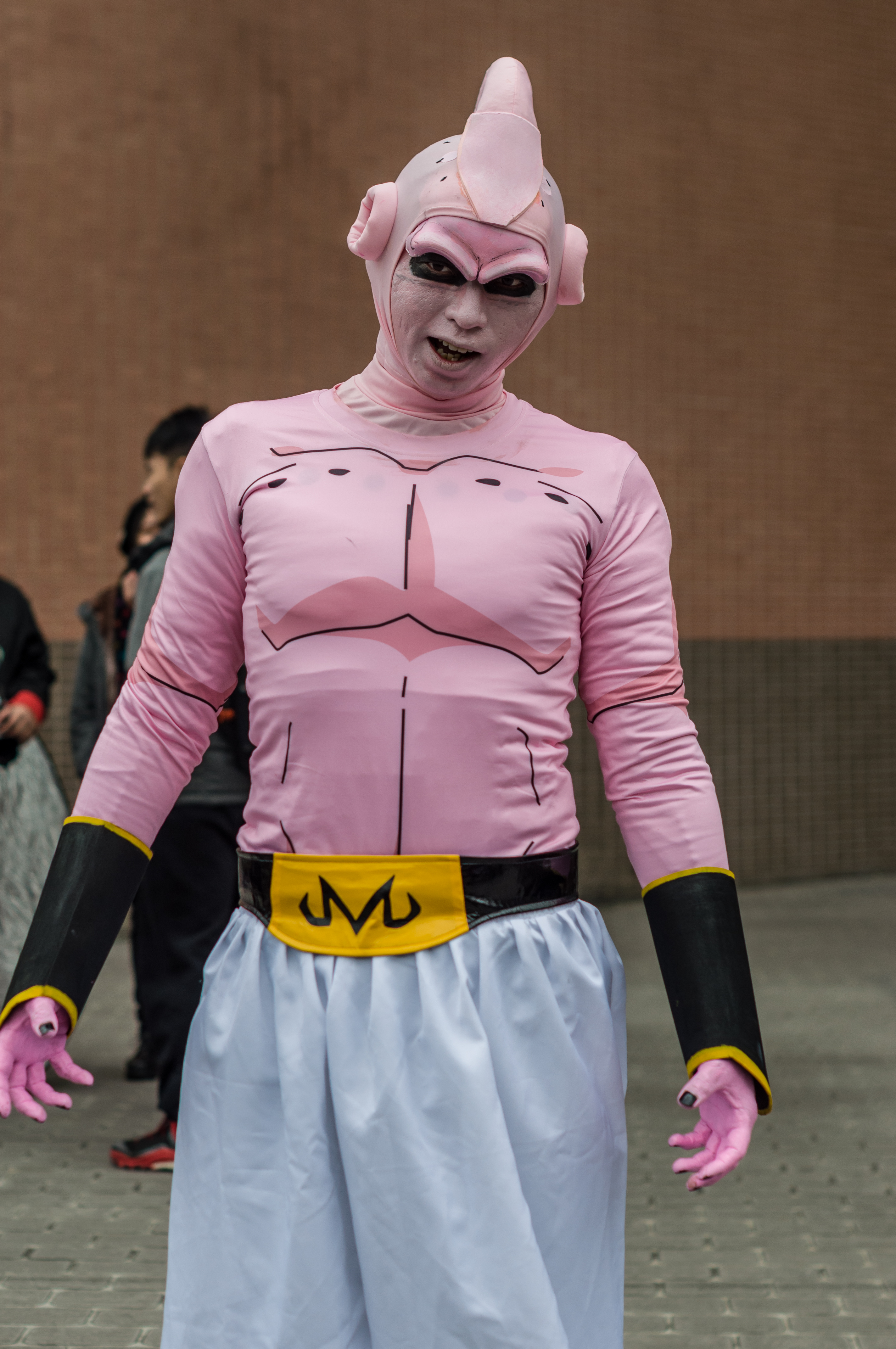 Como se escribe majin buu