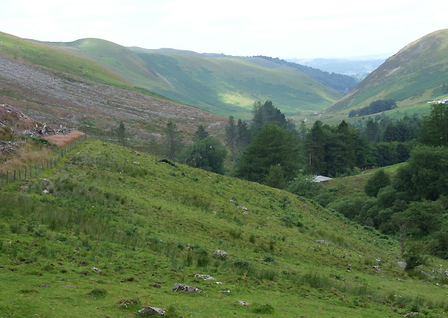 File:Cwm Dulas, Ceredigion - geograph.org.uk - 927491.jpg