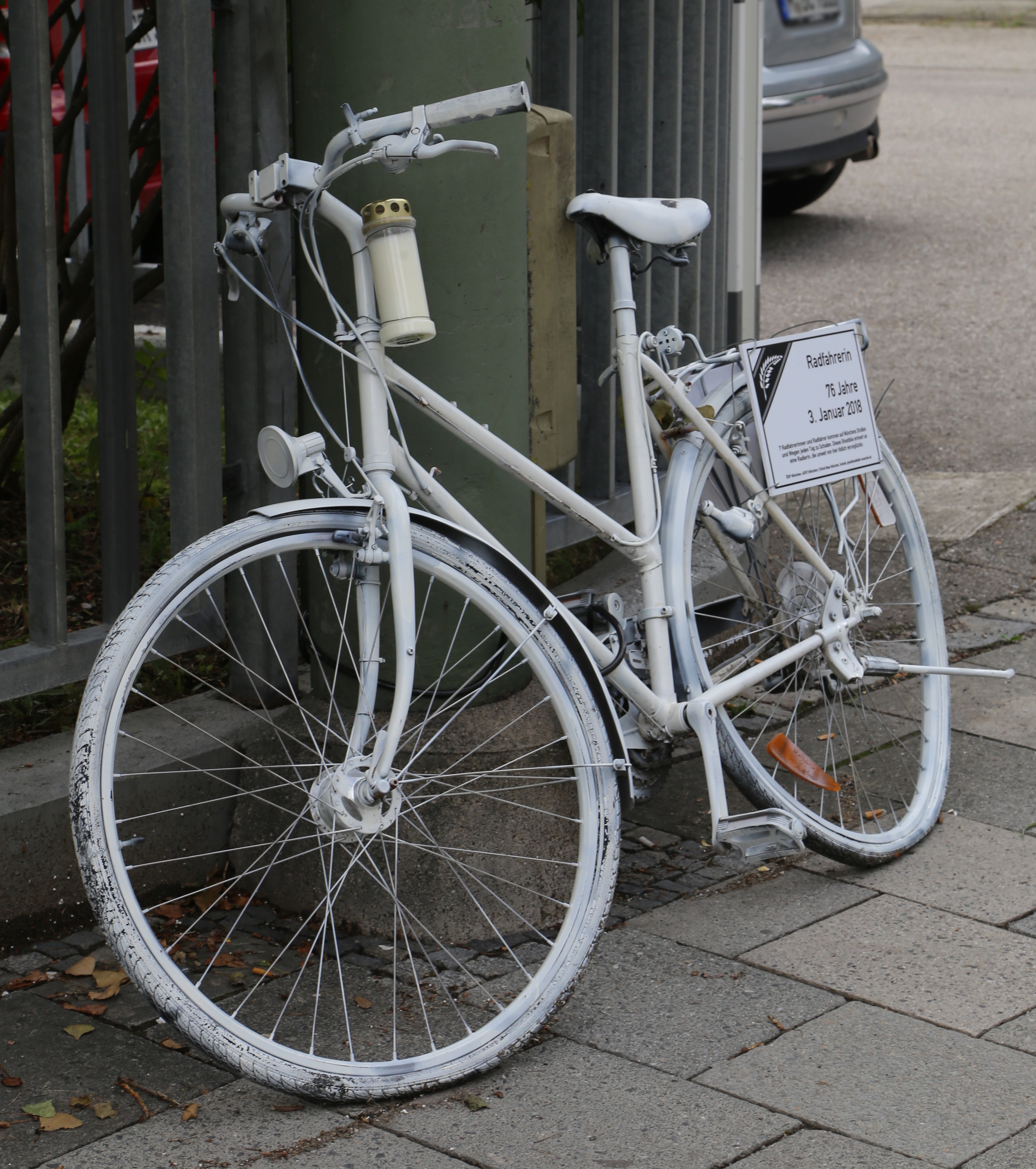 Ghost bike - Wikipedia