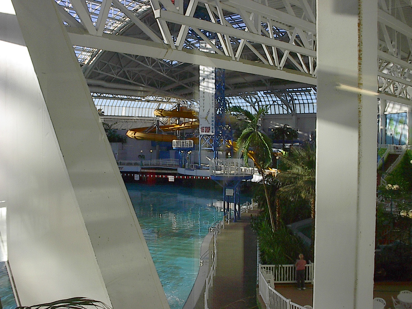 West Edmonton Mall - Wikipedia